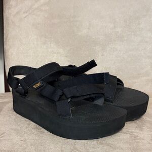 Teva Women's Black Strap Sandals